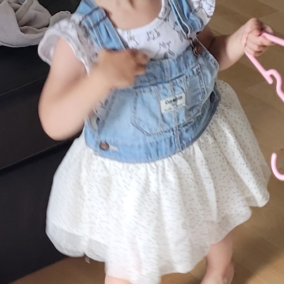 3/$25 Oshkosh Overall Dress - Picture 4 of 5